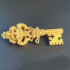 Vintage Coro Antique Key Brooch Signed Figural Pin